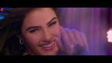 Peene_Ke_Baad_Senti_-_Kavya_Thapar___Sakshi_Holkar%2C_Samar_M%2C_Vivek_Kar%2C_Kumaar___Zee_Music_Ori