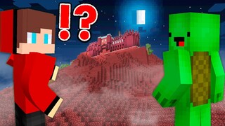 JJ and Mikey Found SCARY CASTLE on Top of a SCARY MOUNTAIN in Minecraft Challenge Maizen JJ Mikey