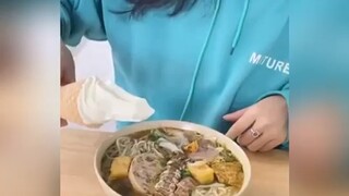 Bụng kiểu “ét ô ét”