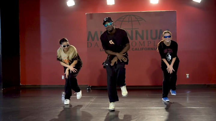 『Hiphop - 教学预览』音乐：Disco Inferno丨导师：Chris