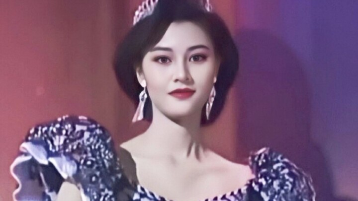 Chết tiệt, chỉ khi trưởng thành như cô ấy mới xứng làm bình hoa chứ! Những nữ minh tinh được tung hô