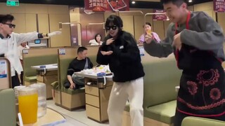 Subject 3: Stop a Haidilao employee to torture him