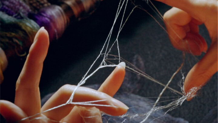 Keterampilan menjahit yang sempurna: Seutas benang sutra dibelah menjadi 1/128, bahkan tak terlihat 