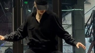 Ai đã sao chép điệu nhảy trước khi nguồn âm thanh được phát hành [straykids-taste bản dịch nhanh]