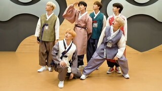 ONEUS新曲Airplane韩服版练习室公开