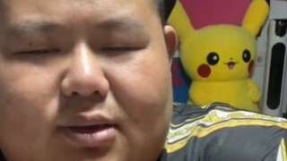 วันที่ ๔ สิงหาคม บุรุษผู้นี้คือ “วีรบุรุษผู้โดดเดี่ยว” ชายผู้ตายอย่างสมเกียรติ เขากล้าเผชิญหน้ากับหม