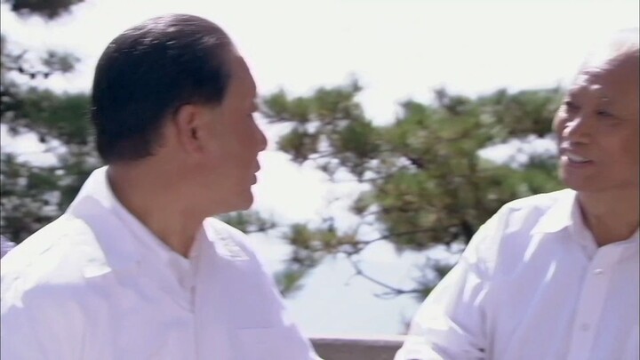 المخرج إله حقًا! الطريق على اليمين يمر عبر جبل وعر في الخلف، ثم حدثت المعجزة!