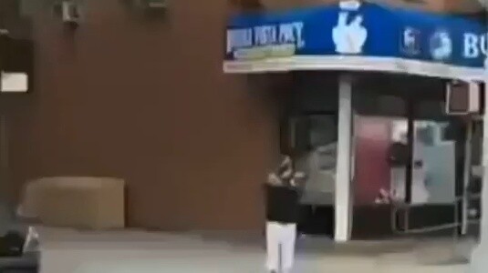 Immersive JOJO fighting (passer-by perspective version)