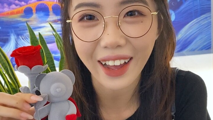 Ternyata selama ini aku yang selalu dimanja olehnya~