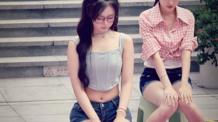 Rollin || Hàng tồn từ mùa hè năm ngoái~