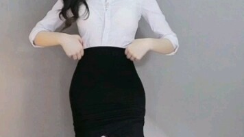 ชุด OL ส้นสูงประดับคริสตัล สวยเป๊ะสุดๆ
