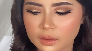 ig : makeupby.yumi #brushedbyyumi @yuliamrd7