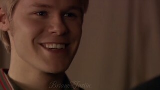 Qaf/Queer As Folk uncle finally succeeded in proposing for the second time!! I have to say that when