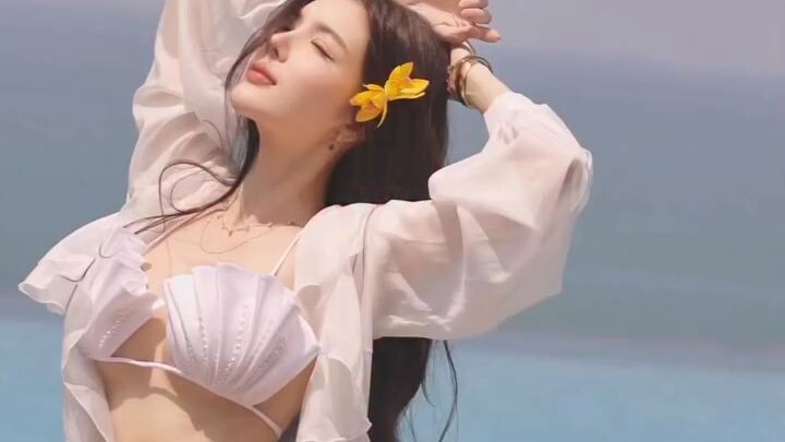 Ocean breeze & summer vibes 🌊🌼