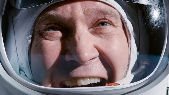 The Spacewalker (2017) 720p HQ HDRip - x264 - Tamil
