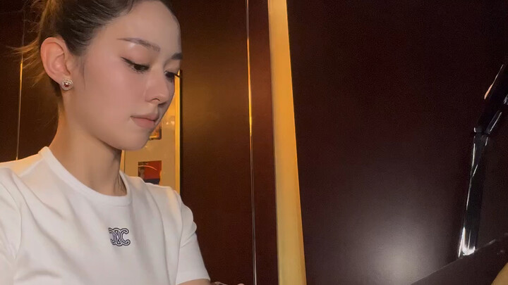 Akhir pekan yang indah, Rhapsody in Blue untuk kalian semua!