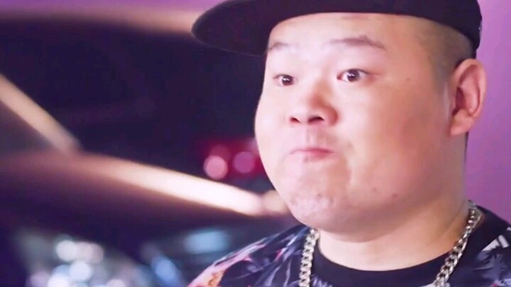 "It turns out that Xiao Yueyue is both good at fighting and can take a beating"