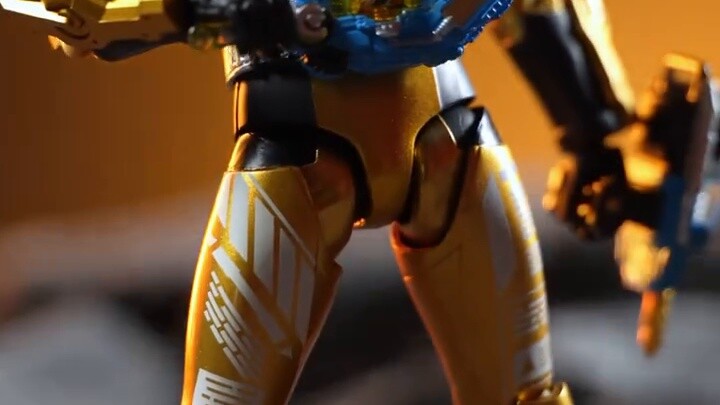 Who has enough belts for me! SHF Kamen Rider Grease Saruwatari Ikkai [Buid Complete Collection]