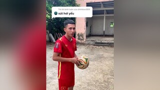 Trả lời   làm bộ khen khen xíu cho vui đi chứ bongda Soccer football thethao cliphai haihuoc thuanrom fyp foryou xuhuong