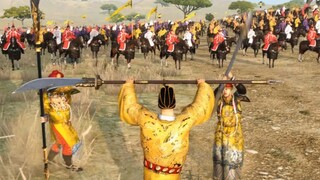 Early footage of the "Three Emperors Battle" between the two armies on the battlefield...