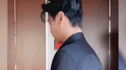 Video Trương Tấn – Thái Thiếu Phân hóa thân lẫn nhau, lại một lần nữa “rải đường” đầy ngọt ngào, quả