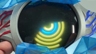 What will happen if you put OOO's coin into Ultraman Blaze's bracelet? [Tao Ge Review]