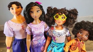 ENCANTO Walmart Exclusive Doll Set (UNBOXING & REVIEW) Mirabel, Luisa, Isabela, Antonio