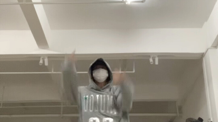 浅尝男战士 教授的舞又被难到