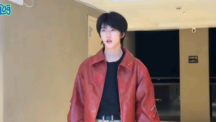 【Trương Hàm Thụy】Hậu trường bản nhạc hành khúc, cuối cùng cũng đợi được bạn!! Soái ca lén làm nũng t