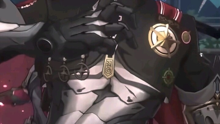 لذلك فإن ما تحت معطفه القصير ليس درعًا، بل هو.