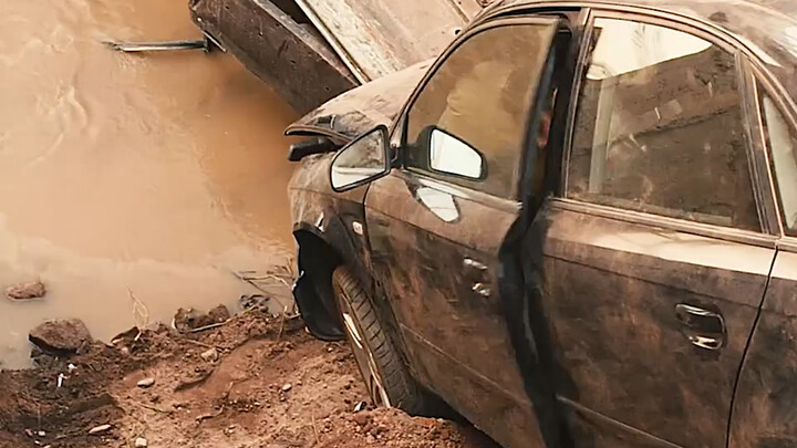 จุดจบของโรคขับรถโมโห พอเห็นตอนจบแล้วฉันกลั้นหัวเราะไม่อยู่