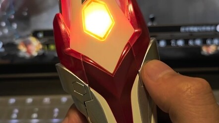 วิดีโอจะบอกคุณว่าทำไมคุณจึงควรซื้อ Nexus UR 20th Anniversary