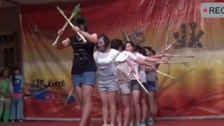 Pertunjukan tari kampus lebih dari sepuluh tahun yang lalu, Tari Bawang
