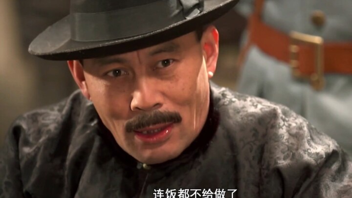 The young waiter, learning that the General is from Northeast China, whipped up a hearty pork and gl