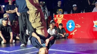 Anak laki-laki kecil dari tari jalanan Sichuan memiliki keterampilan menari yang luar biasa dan gera