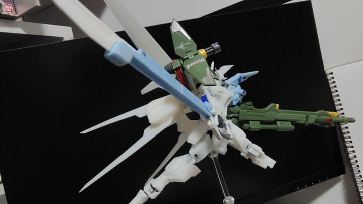 Strike Gundam cetak 3D!!!!!