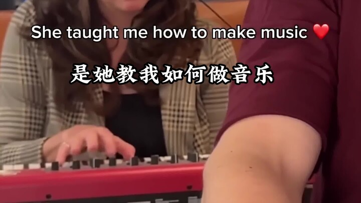 Blogger nước ngoài cùng mẹ sáng tác nhạc