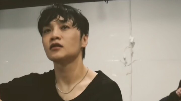 ชเวยองจุน เซ็กซี่แบบมีขอบเขตและความลื่นไหล ฉันไม่เข้าใจ แต่ฉันรักคุณ