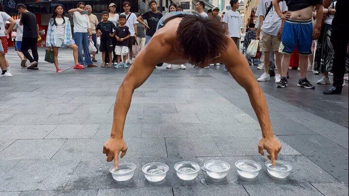 "رفّع الروح بالحضارة، وقوّي الجسد بالبربرية" | الأخ كراو يخوض اليوم تحدي الضغطات الخاطفة على طريقة "