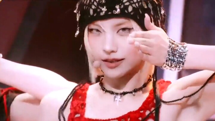 ITZY ‘TUNNEL VISION’ Lần đầu tiên xuất hiện trên sân khấu 🖤