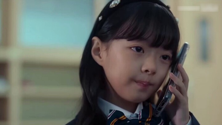 Yeon-jin's expression changed immediately after receiving a call from her daughter!