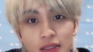 النكات السيئة التي ظهرت في فيديو توقيع مارك لي