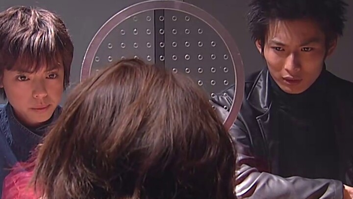 [Kamen Rider Ryuki's comments] You will die whether you fight or not! The plot is advanced and those