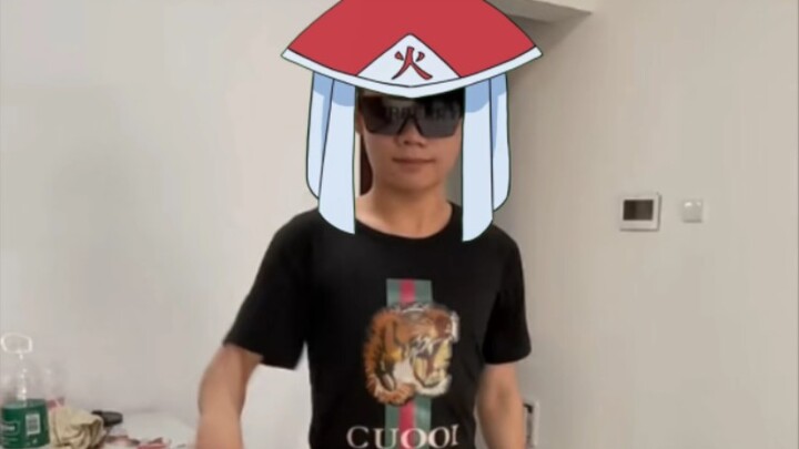 أي مجموعة هي أنا الحقيقي؟ حتى أنا لا أفهم نفسي.