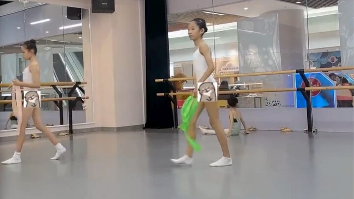 Dance Training Routine: Floor Work & Flexibility