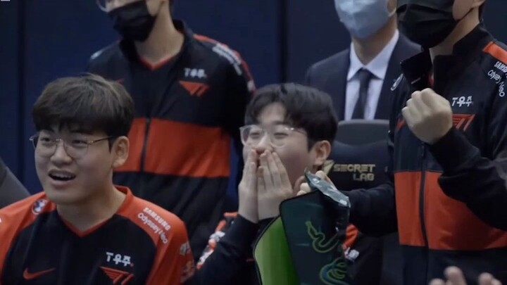 T1’s backstage footage of RNG vs. PSG has surfaced: after RNG lost a team fight, the whole team erup