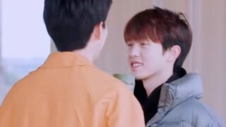 พลังโจมตีสูงและพลังป้องกันโล่ต่ำ