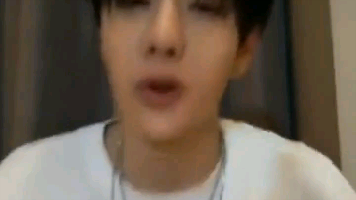 Bagaimana Wang Yibo menghabiskan satu jam live streaming?㊙️㊙
