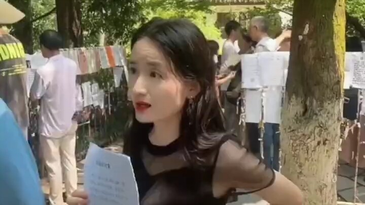 Ở đây khuyên là nên để chính mình làm.