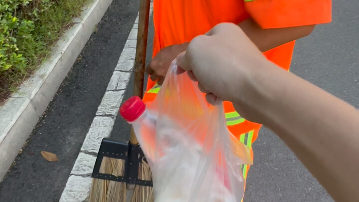 Tôi chỉ làm một số điều sai trái nhưng tôi không phải là đứa trẻ hư.